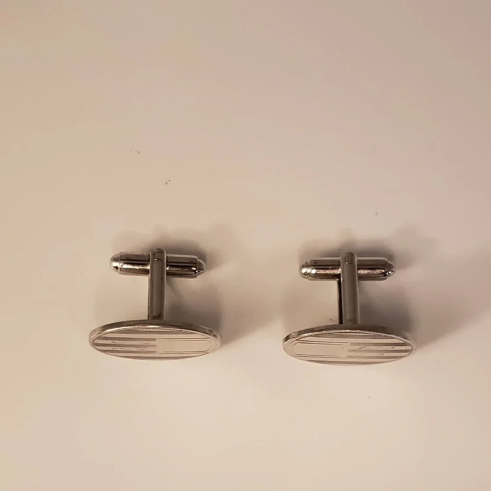 Vintage Men's Silvertone Oval Cufflinks Striped Stripe Scroll Flag